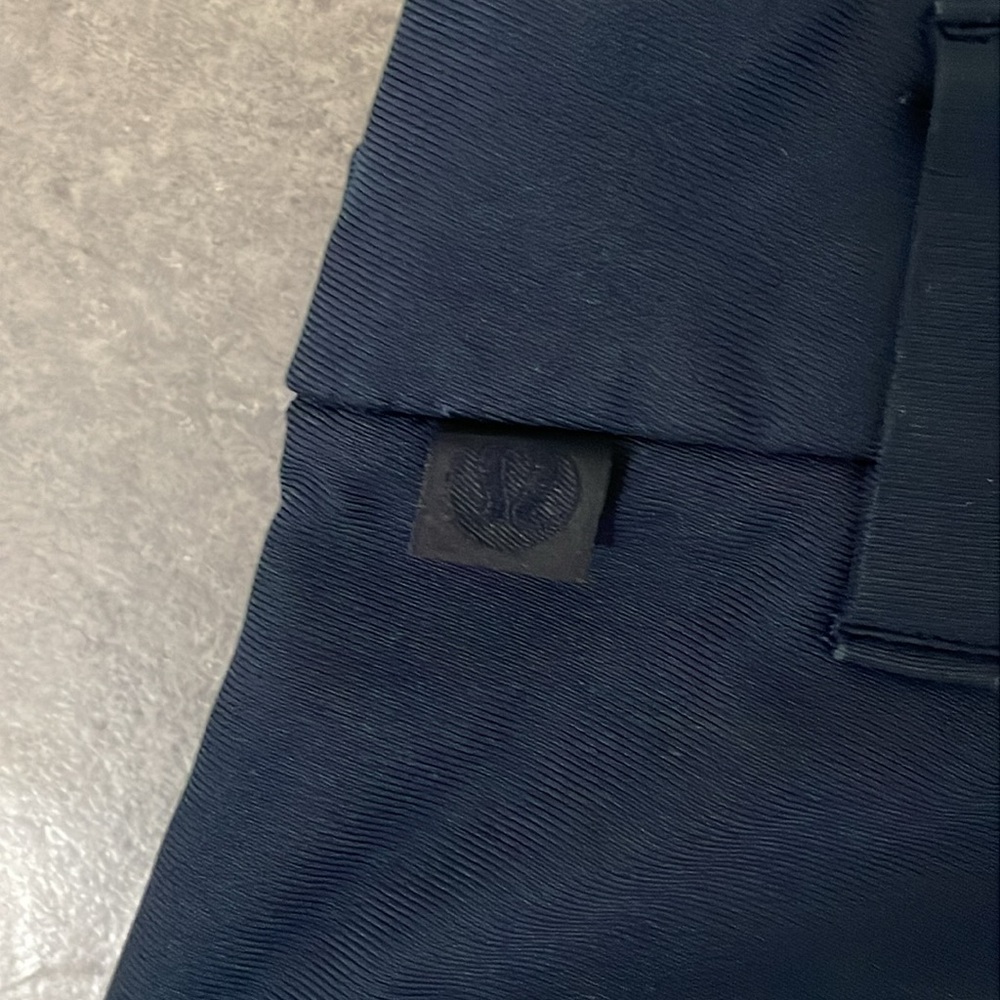Lululemon Commission Pant Classic 28” *Warpstreme size 32 - Picture 8 of 10